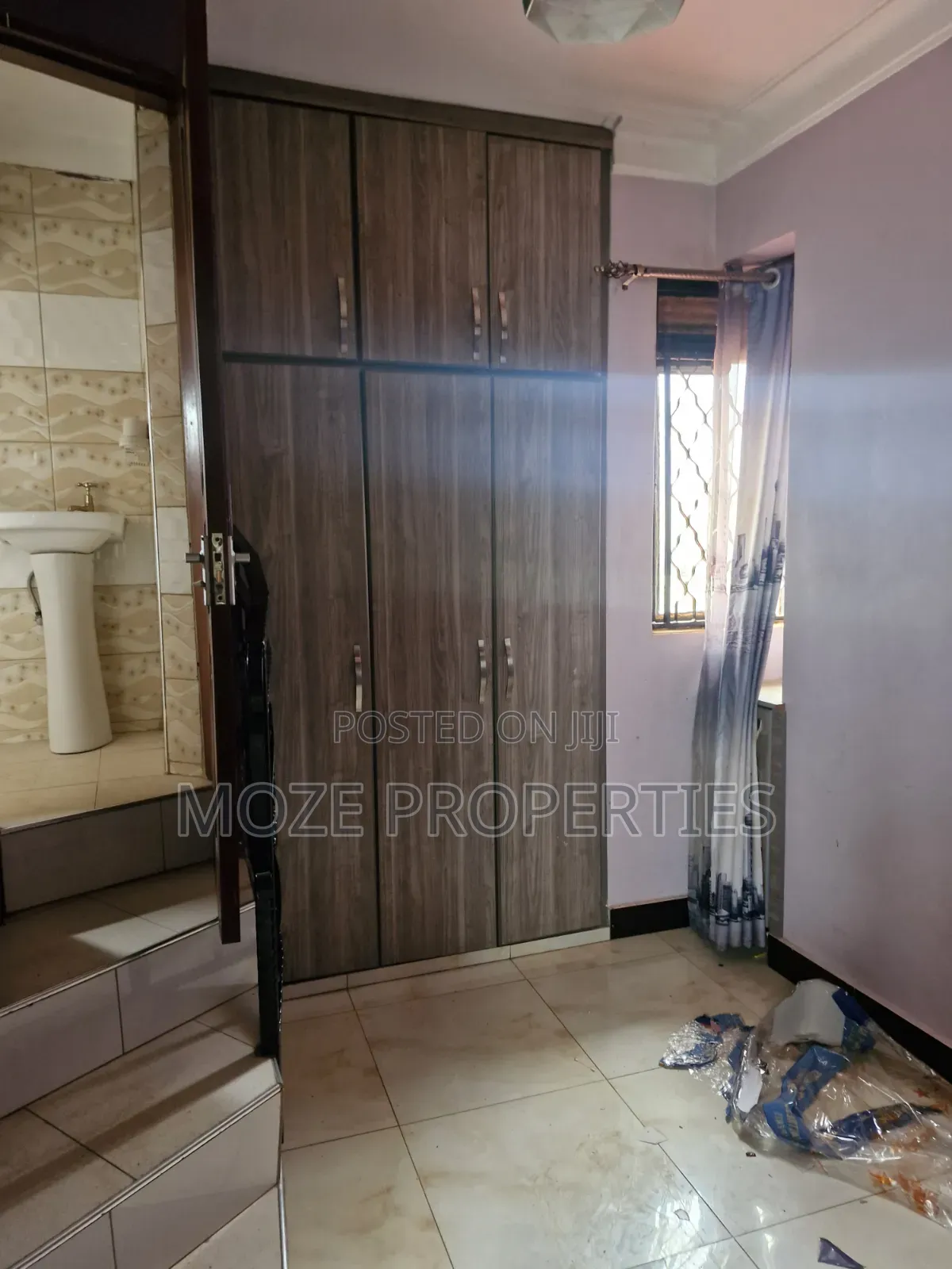 3bdrm Duplex in Kira, Central Division for rent