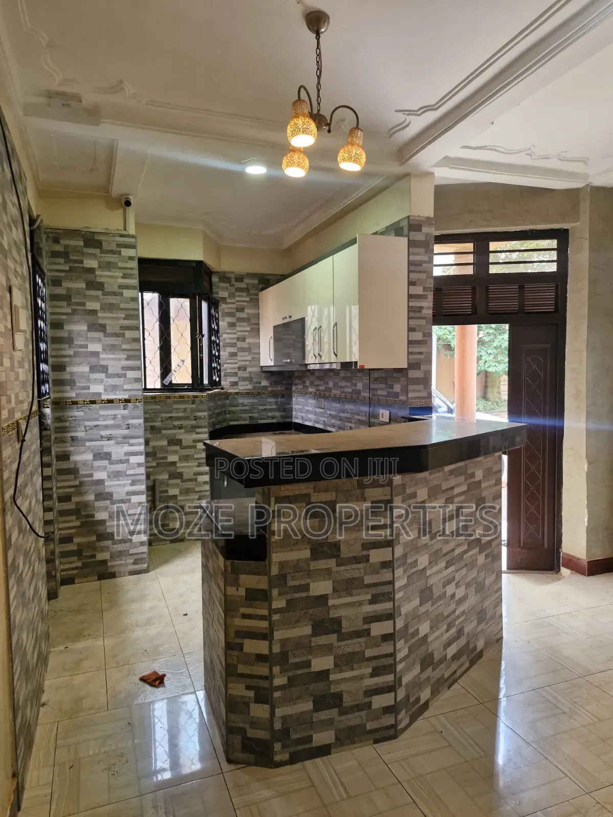 3bdrm Duplex in Kira, Central Division for rent