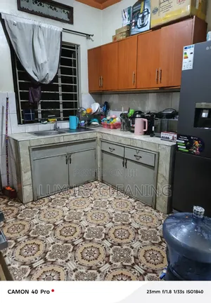 Kitchen Deep Cleaning Services