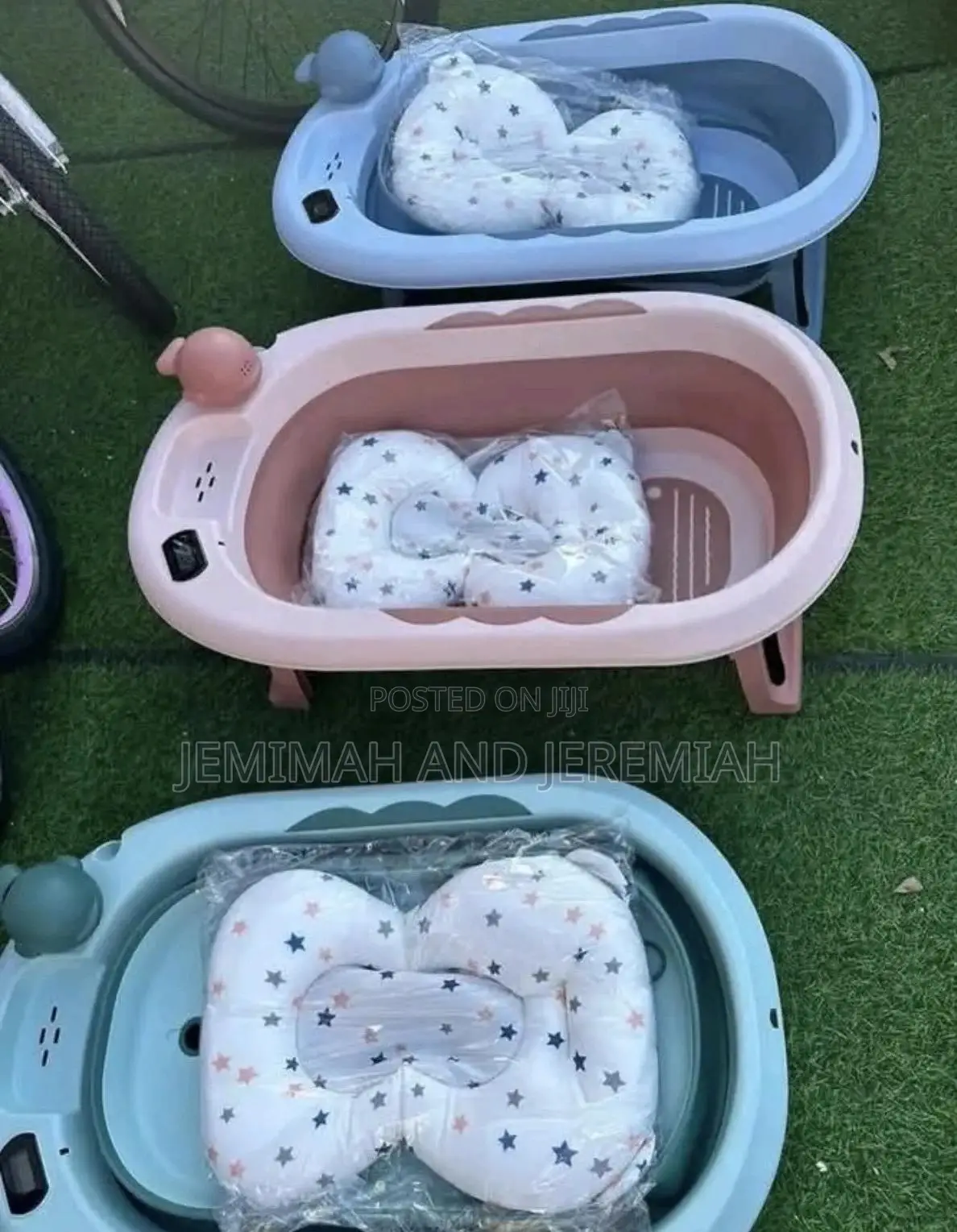 2-in-1 Foldable Baby Basins With Bather