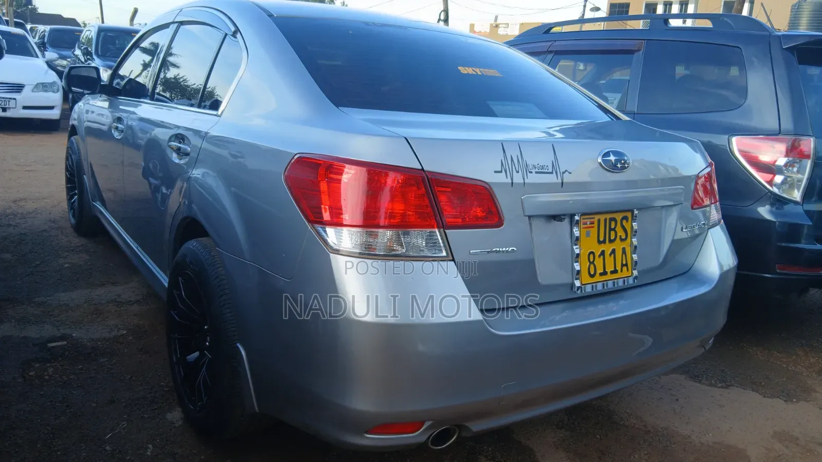 Subaru Legacy 2010 Silver