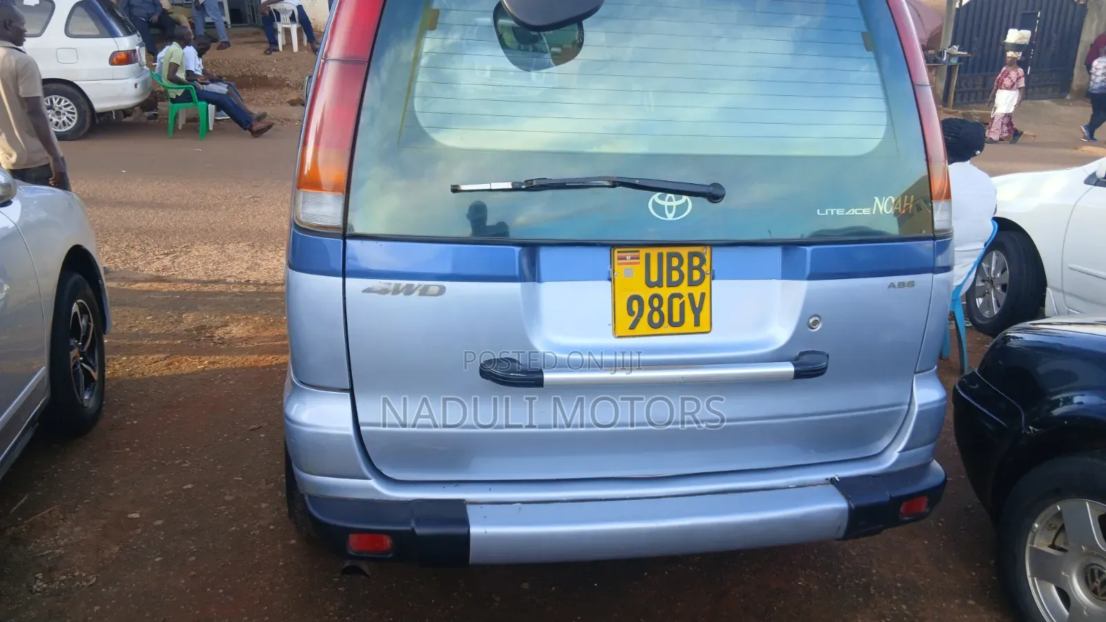 Toyota Noah 2002 Blue