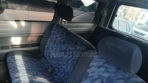 Toyota Noah 2002 Blue