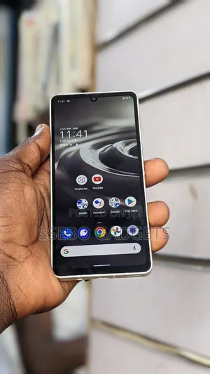 Sharp Aquos Sense6 64 GB White
