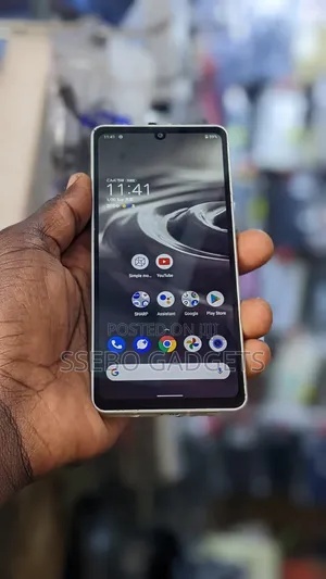 Sharp Aquos Sense6 64 GB White