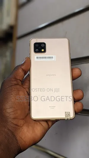 Sharp Aquos sense5G 64 GB Gold