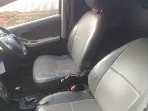 Toyota Vitz 1.3 AWD 5dr 2005 Black