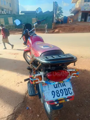 Bajaj CT 125X 2025 Red