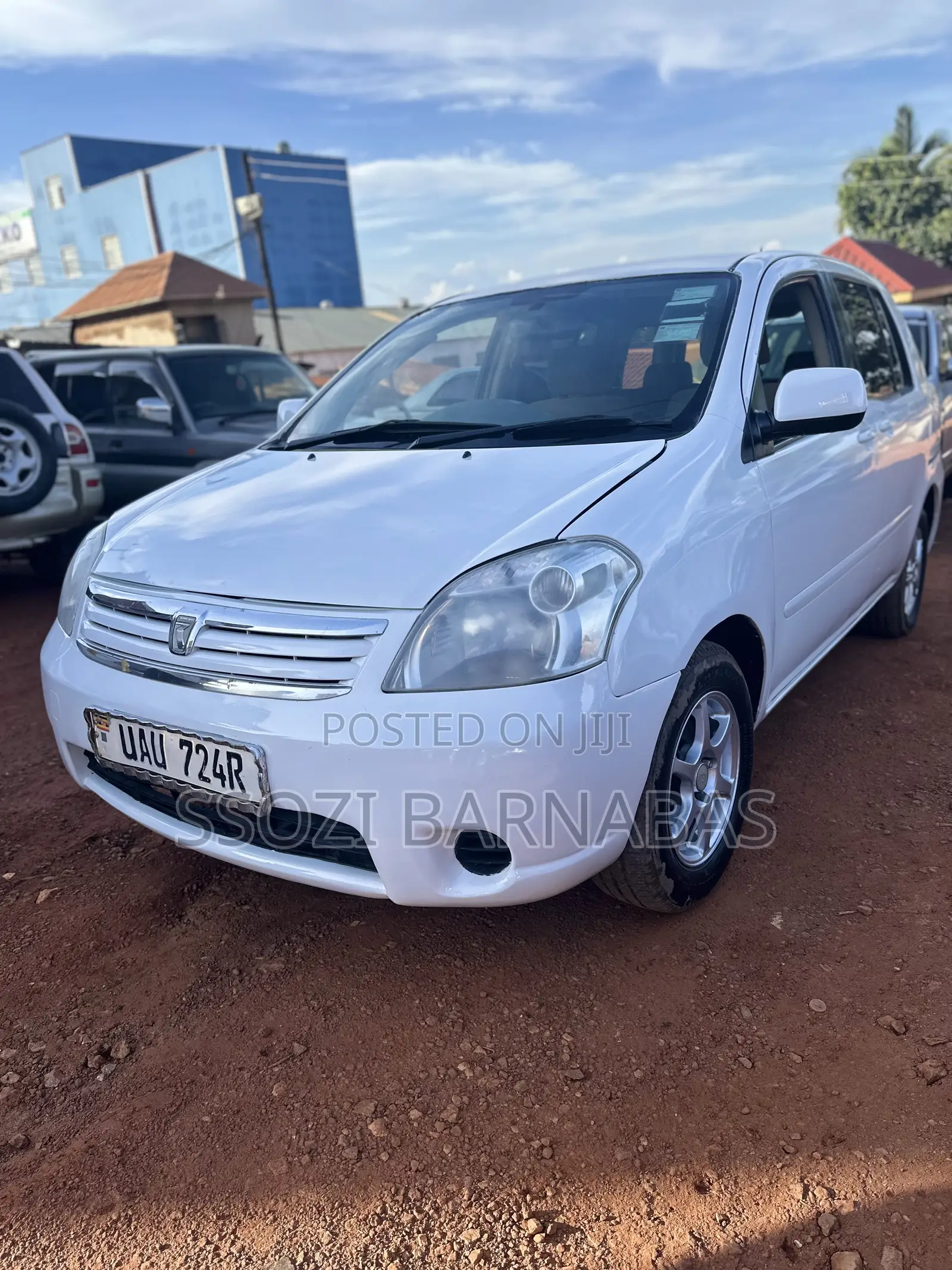 Toyota Raum 2003 White