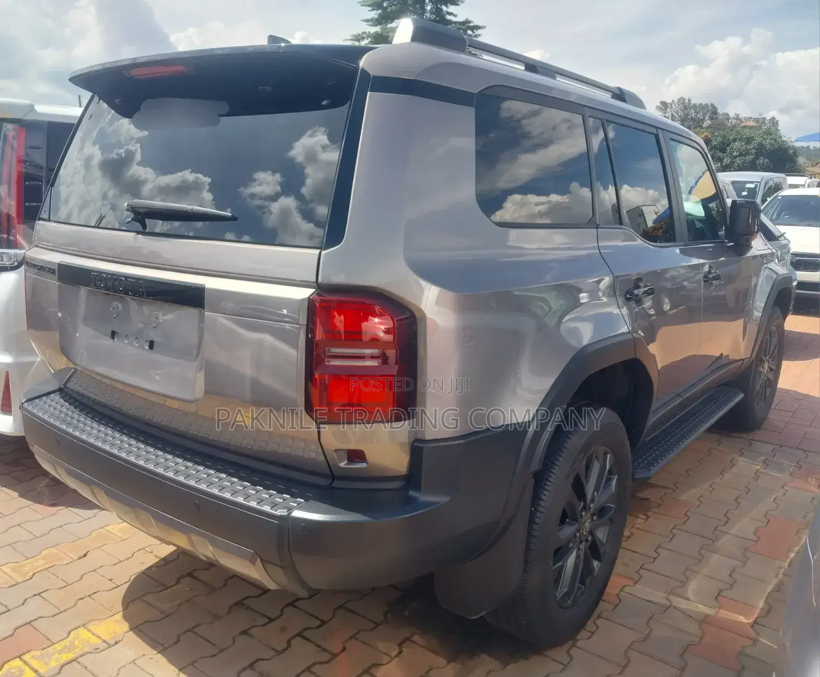 Toyota Land Cruiser 2024 Silver