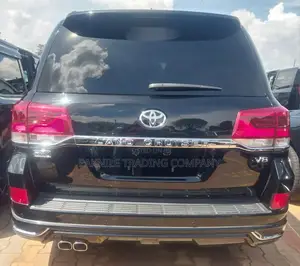 Toyota Land Cruiser 2018 Black