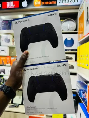 Original Ps5 Game Pads. Black Controllers