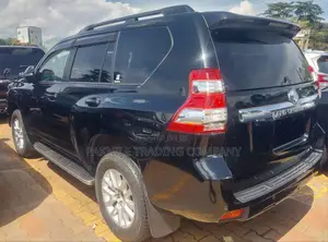 Toyota Land Cruiser 2016 Black