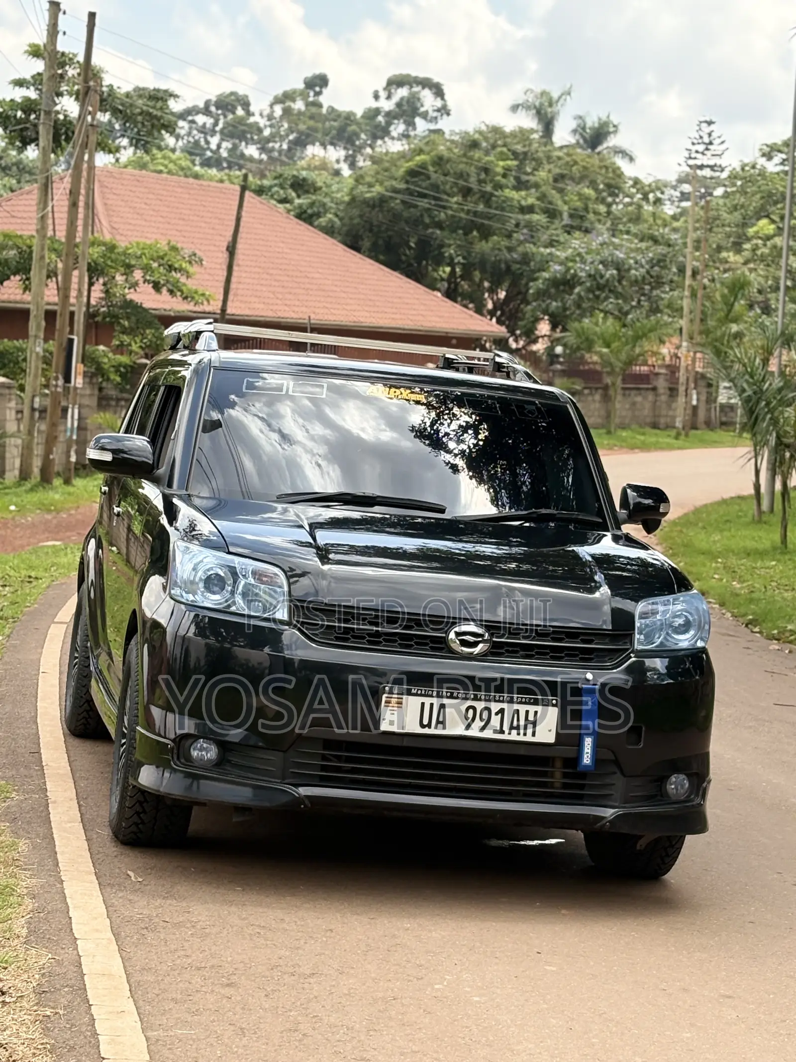 Toyota Corolla Rumion Hatchback 1.5 FWD 2010 Black