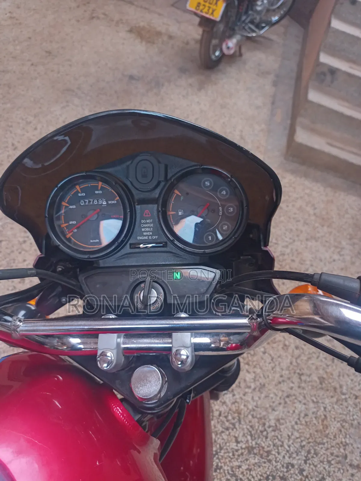 Bajaj CT 125X 2025 Red