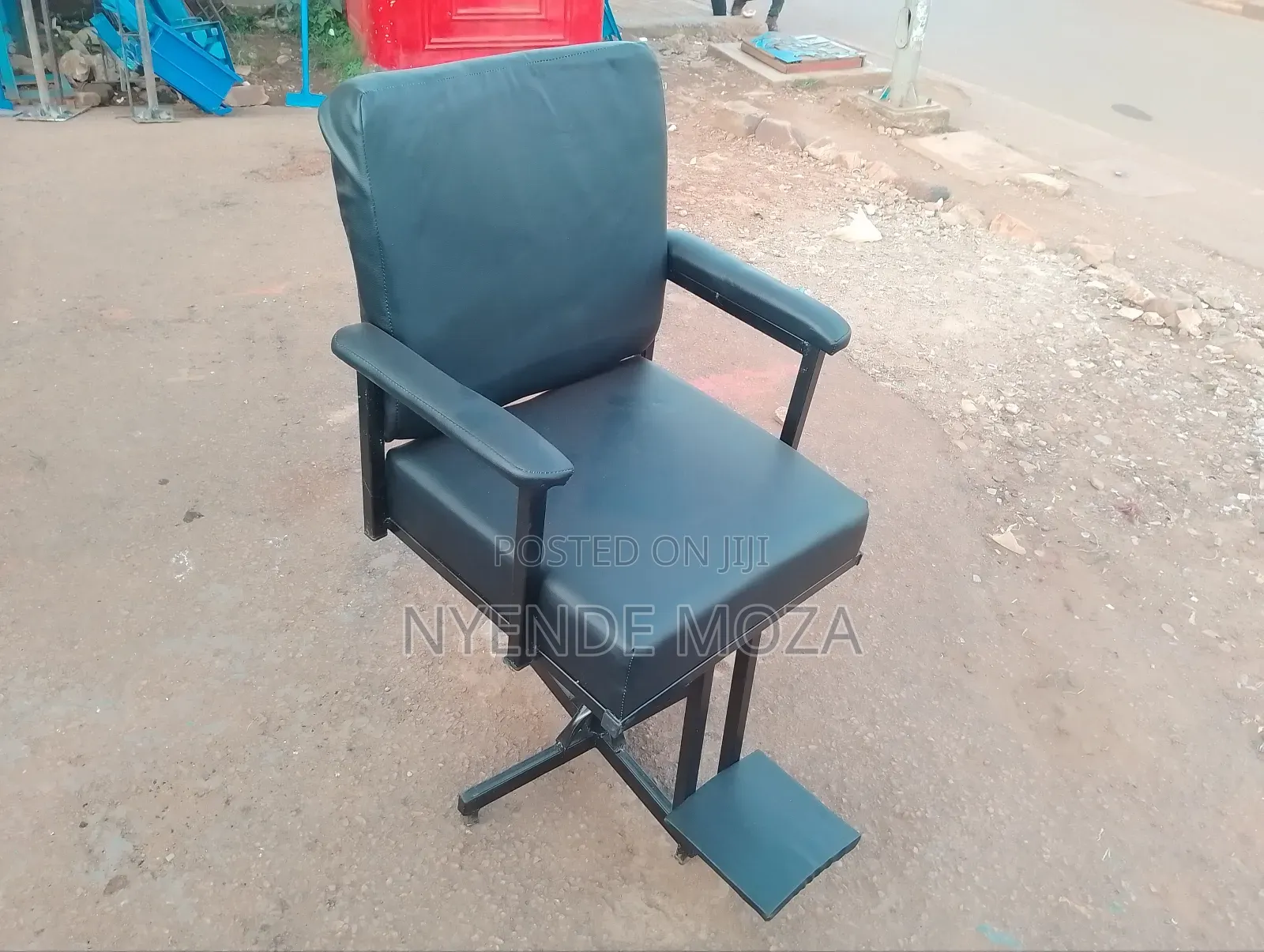 Soft Saloon Chairs