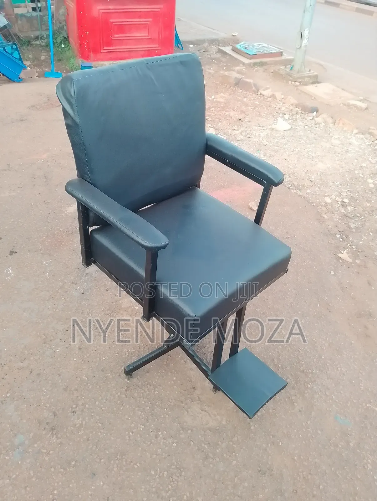 Saloon Barbers Chairs .