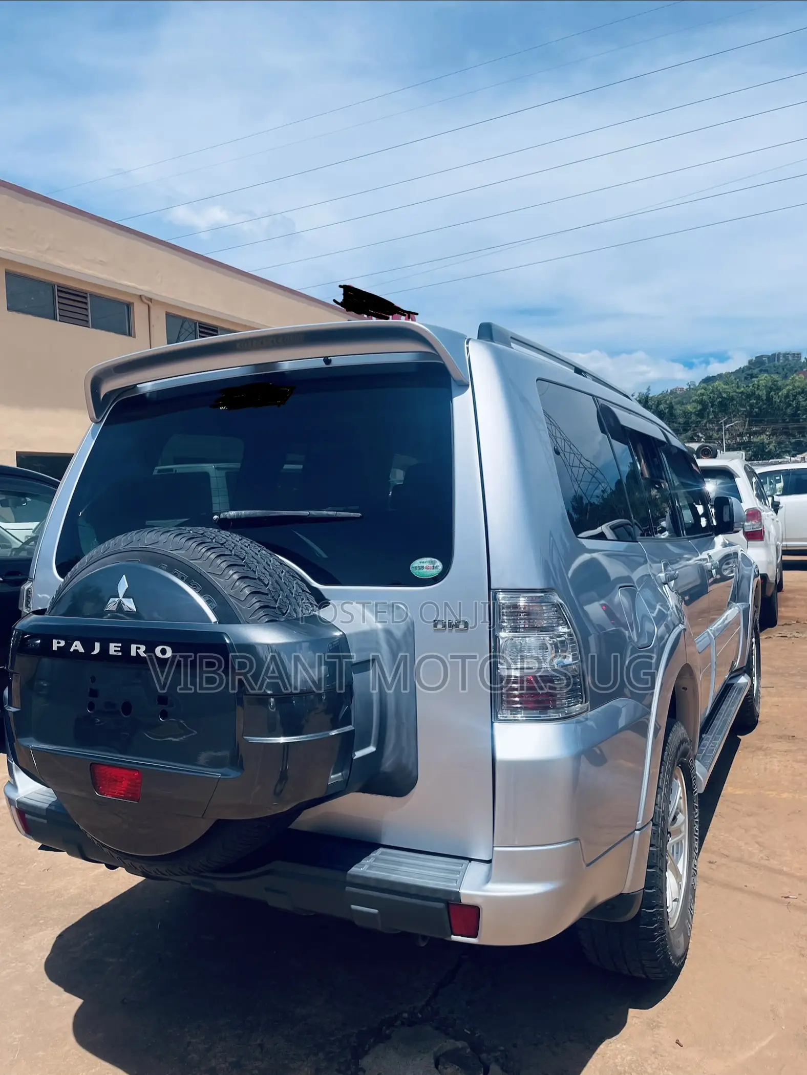 Mitsubishi Pajero 2013 Silver