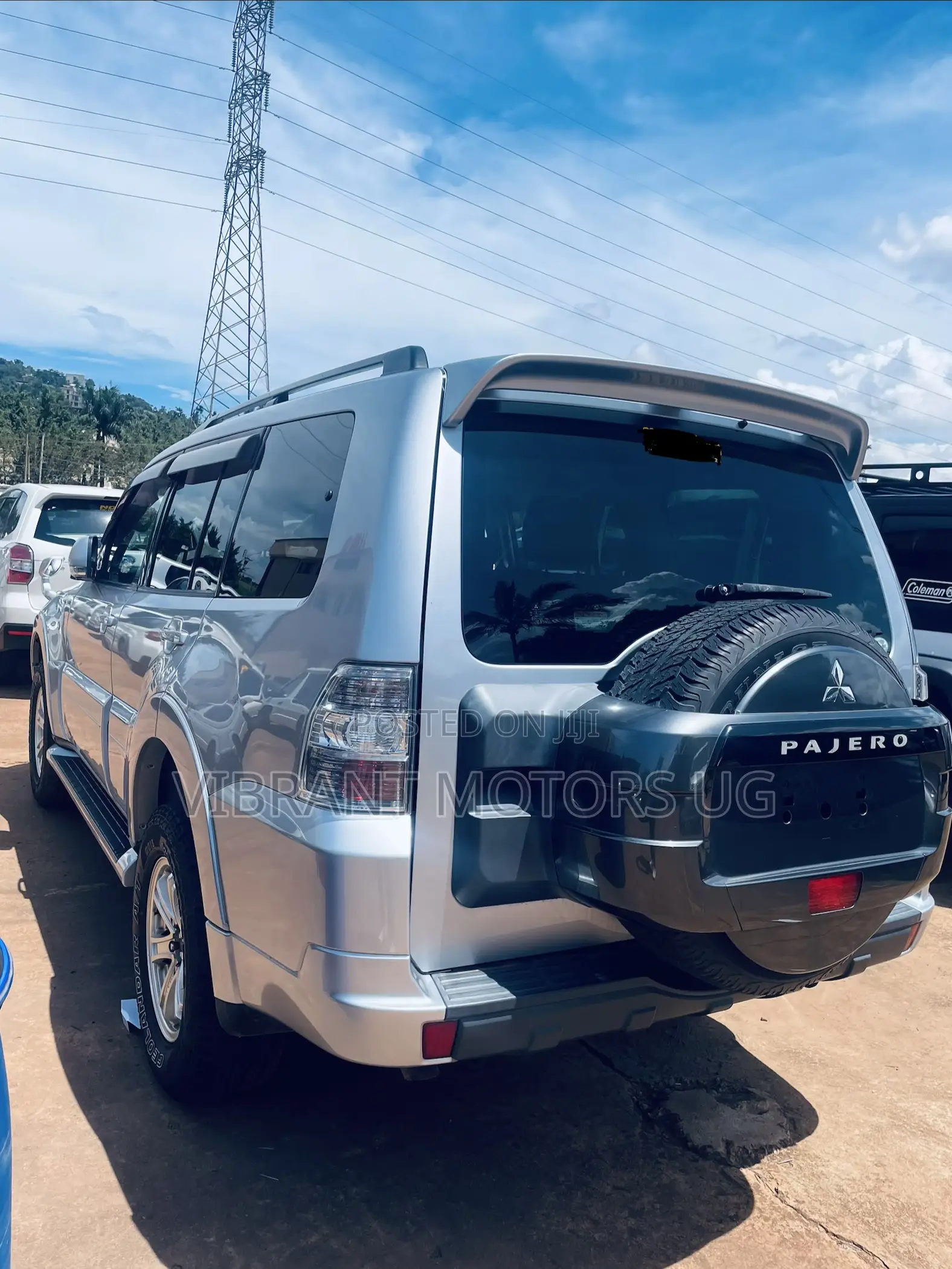 Mitsubishi Pajero 2013 Silver