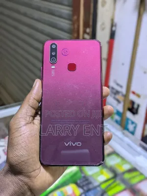 Vivo Y17 256 GB Red