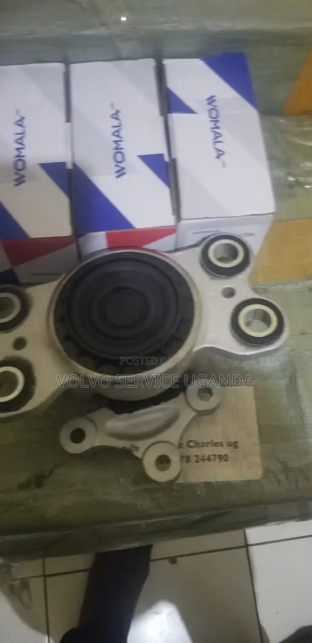 Volvo Engine Mount, Likely Common Models S60, S80, V60, or V70.