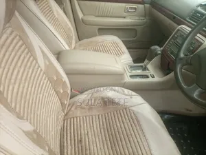 Toyota Progress 2.5 RWD 1999 Silver