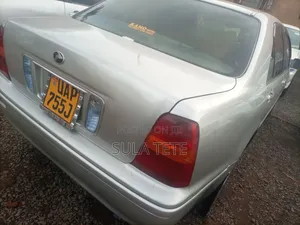 Toyota Progress 2.5 RWD 1999 Silver