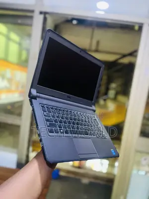 Laptop Dell Latitude 13 3340 4GB Intel Core i5 HDD 500GB