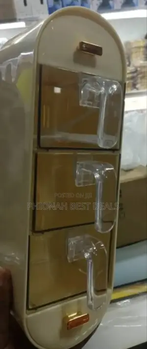 Mounted Seasoned Spice Rack
