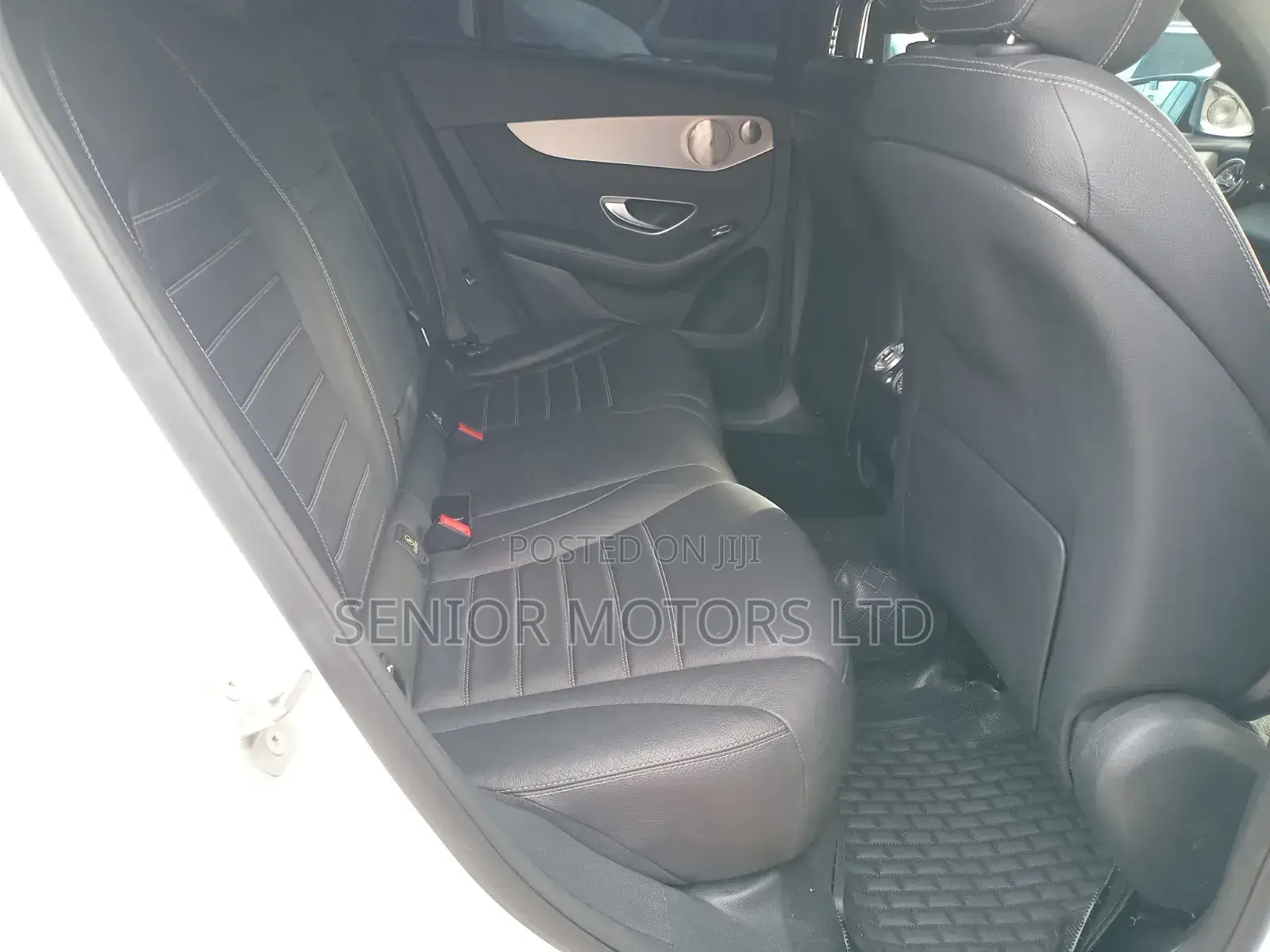 Mercedes-Benz C180 2012 White