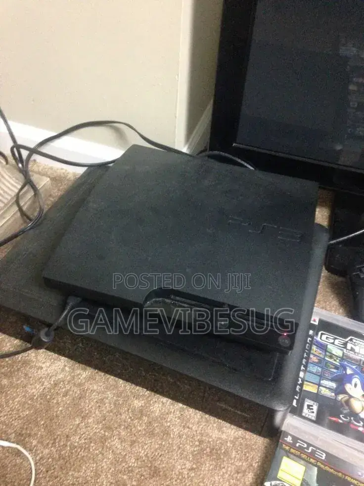 Ps3 Home Entertainment System: 10 Hit Games 2 Controllers