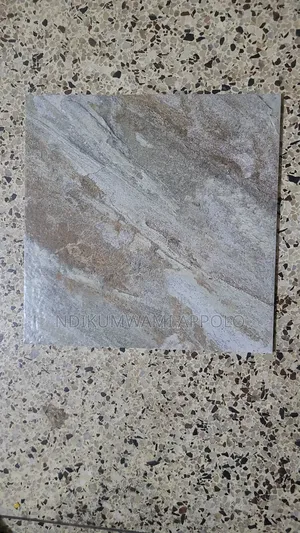 40x40 Floor Goodwill