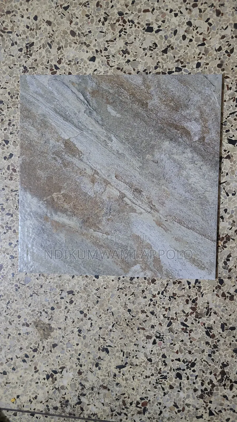 40x40 Floor Goodwill