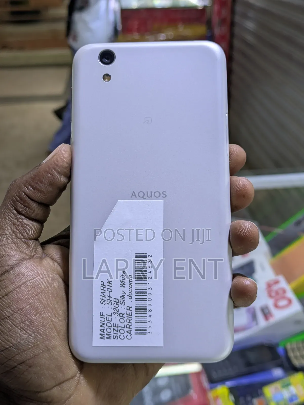 Sharp Aquos Sense SHV40 32 GB White