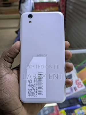 Sharp Aquos Sense SHV40 32 GB White