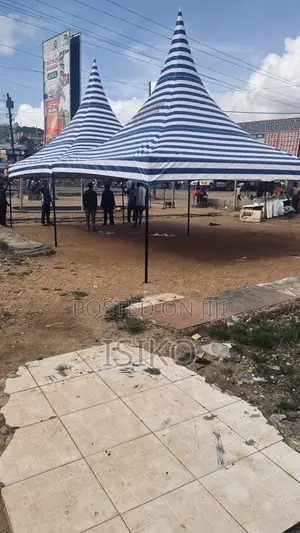 Striped 100 Seater Tent