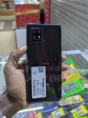 Sharp Aquos zero6 128 GB Black