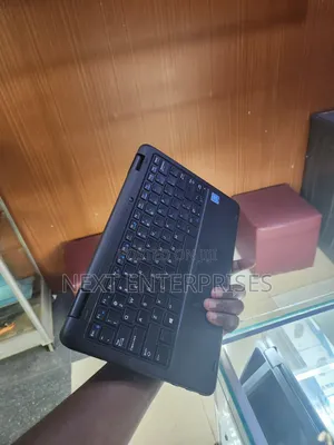 Laptop Dell Latitude 3189 4GB Intel Celeron SSD 128GB