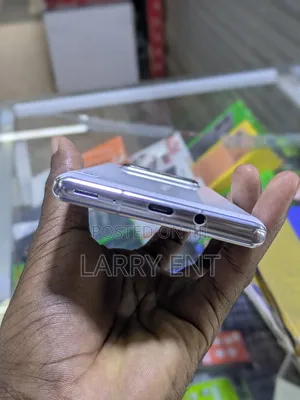 Sharp Aquos R6 128 GB White