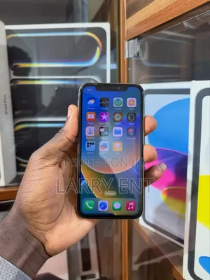Apple iPhone X 64 GB White