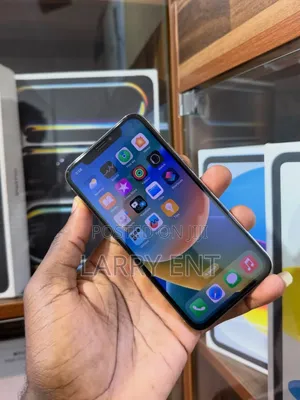 Apple iPhone X 64 GB White