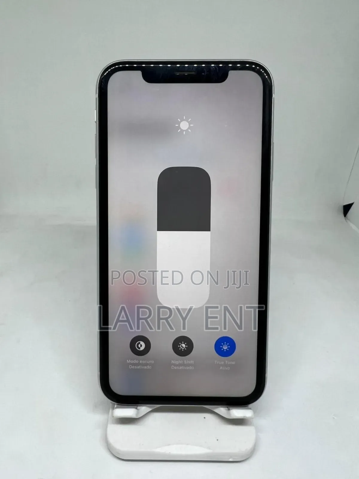 Apple iPhone XR 64 GB White