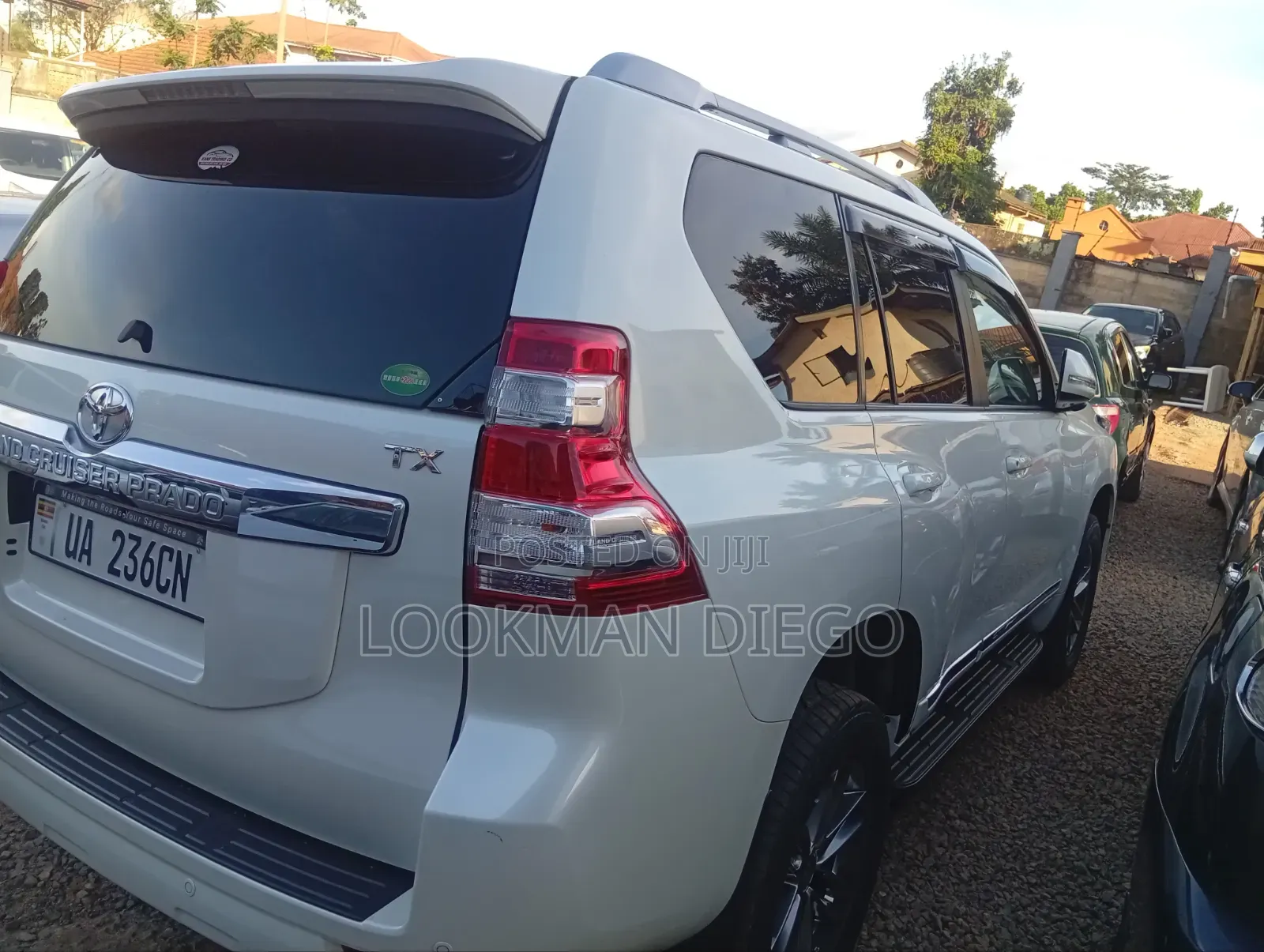 Toyota Land Cruiser Prado 3.0 D-4D (172 Hp) 2015 White