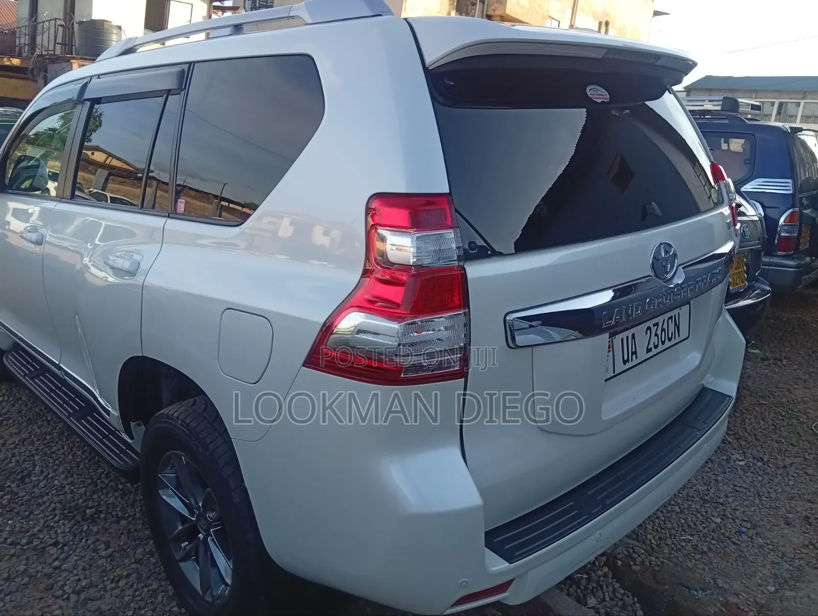 Toyota Land Cruiser Prado 3.0 D-4D (172 Hp) 2015 White