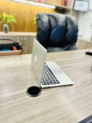 Laptop Apple MacBook Air 2015 4GB Intel Core i5 SSD 128GB