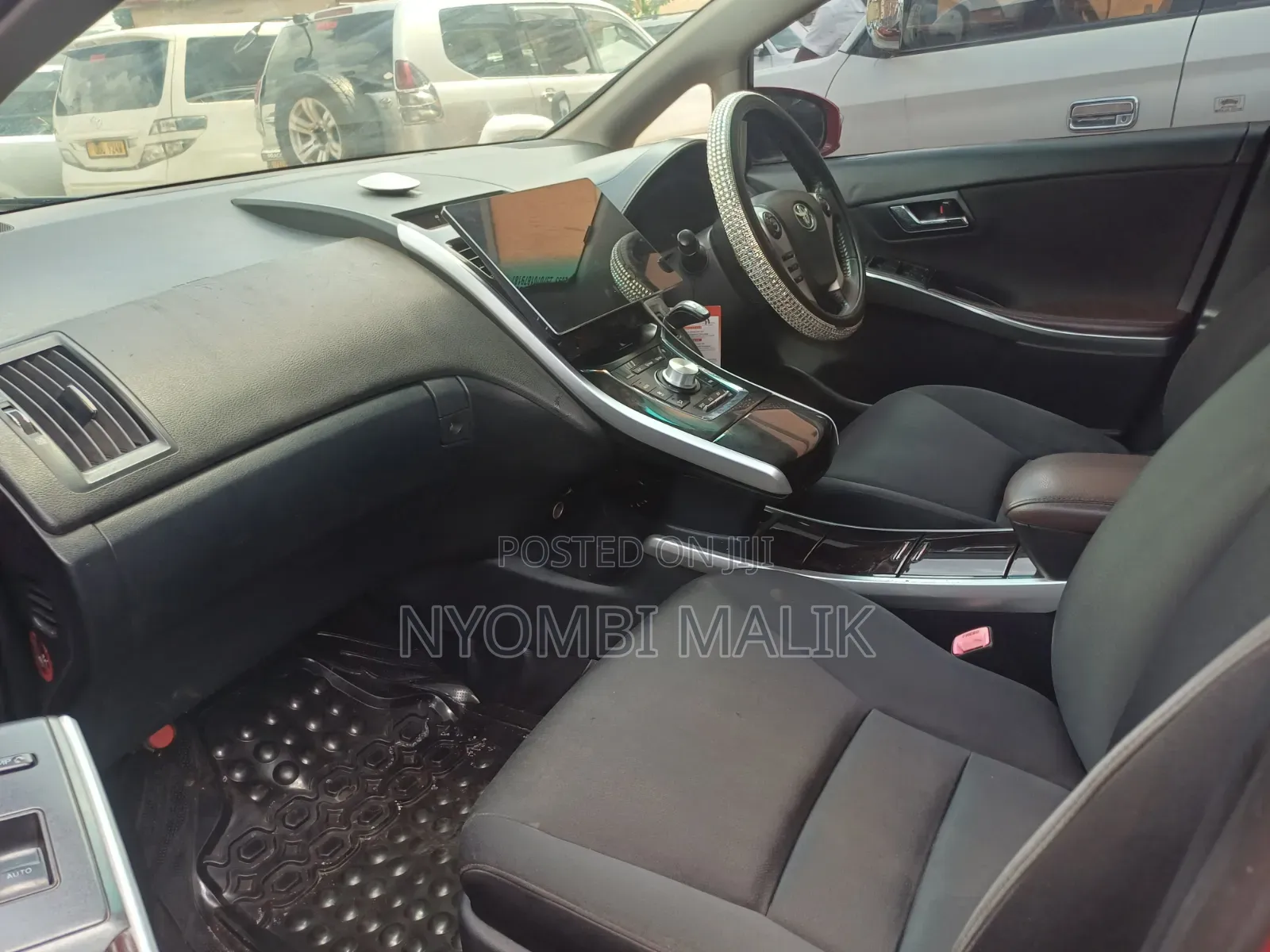 Toyota Sai 2.4 Hybrid FWD 2016 Red