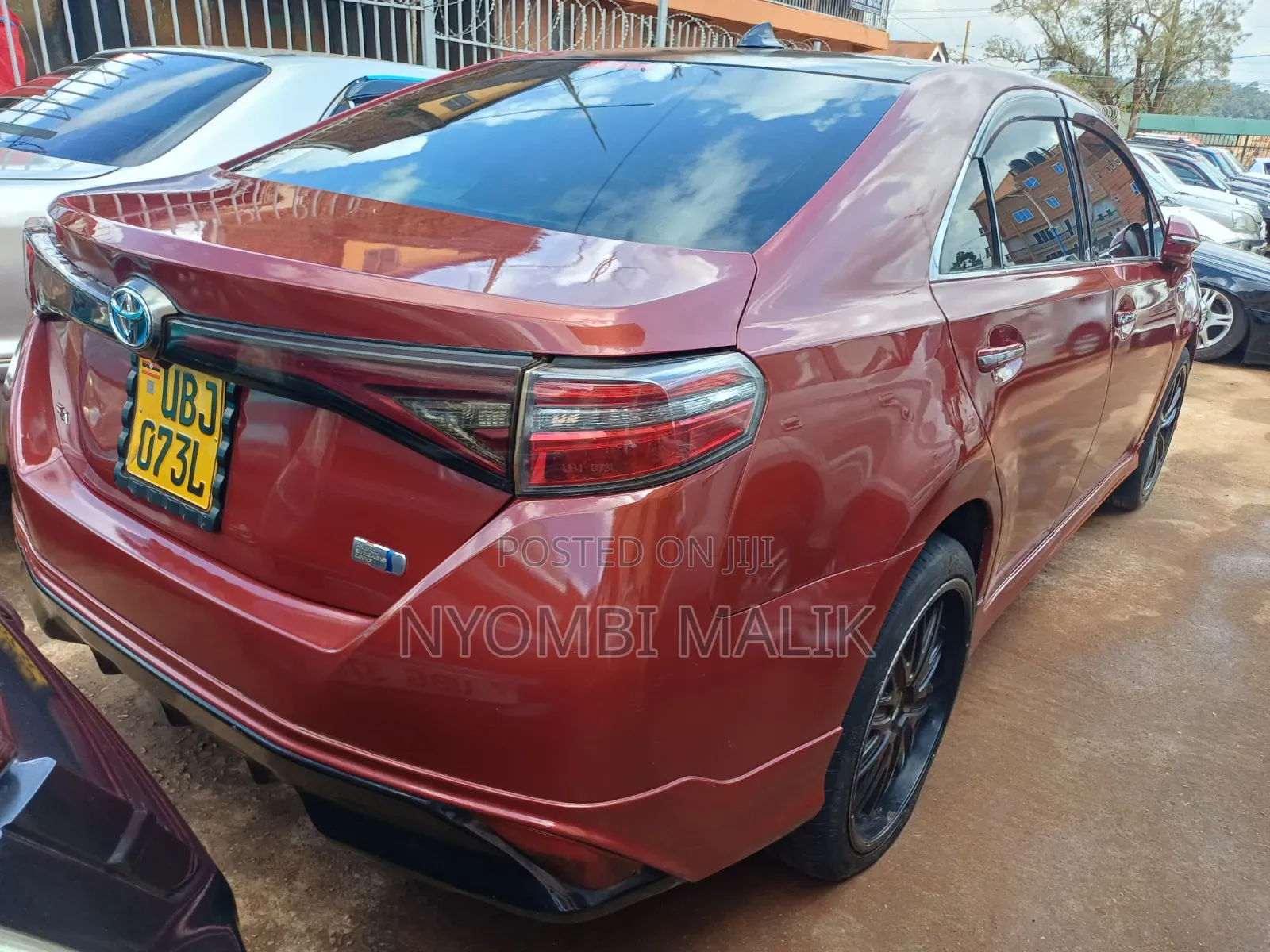 Toyota Sai 2.4 Hybrid FWD 2016 Red