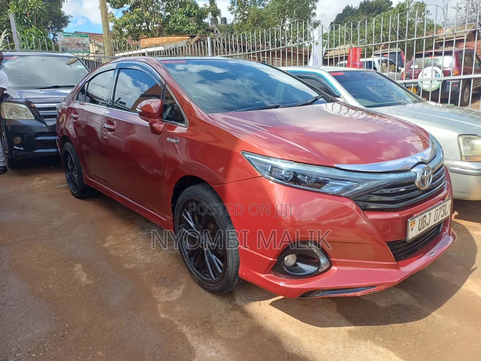 Toyota Sai 2.4 Hybrid FWD 2016 Red