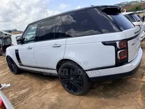 Land Rover Range Rover Sport 2024 White