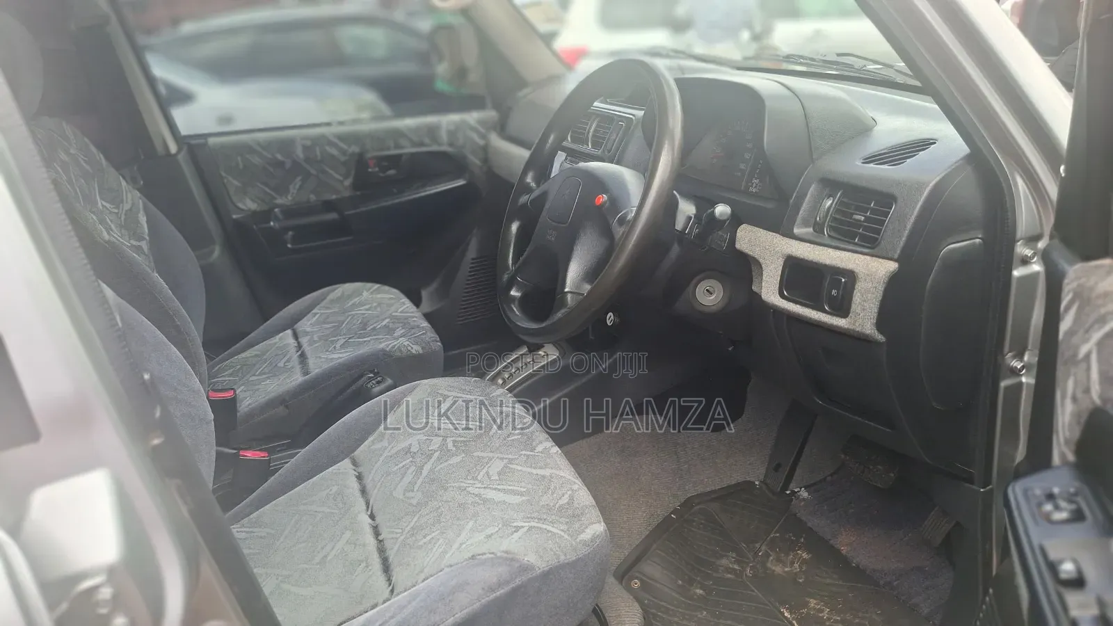 Mitsubishi Pajero IO 2000 Silver